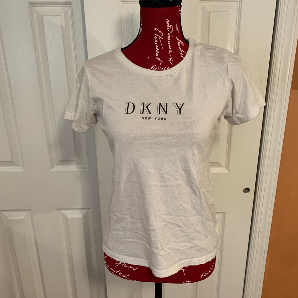 DKNY T-shirt